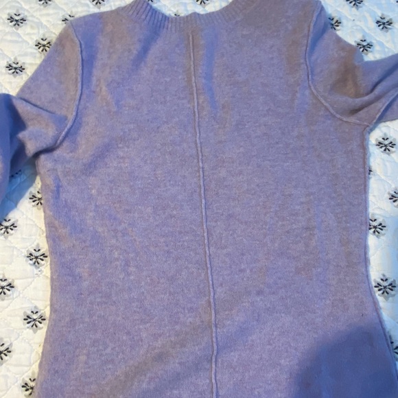 Lilac cashmere sweater size S - Picture 3 of 5